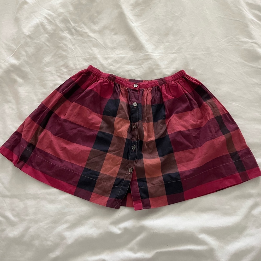 Girls Burberry skirt